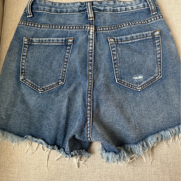 NWT ROMWE Jean Shorts Size XS/2 - Picture 4 of 4